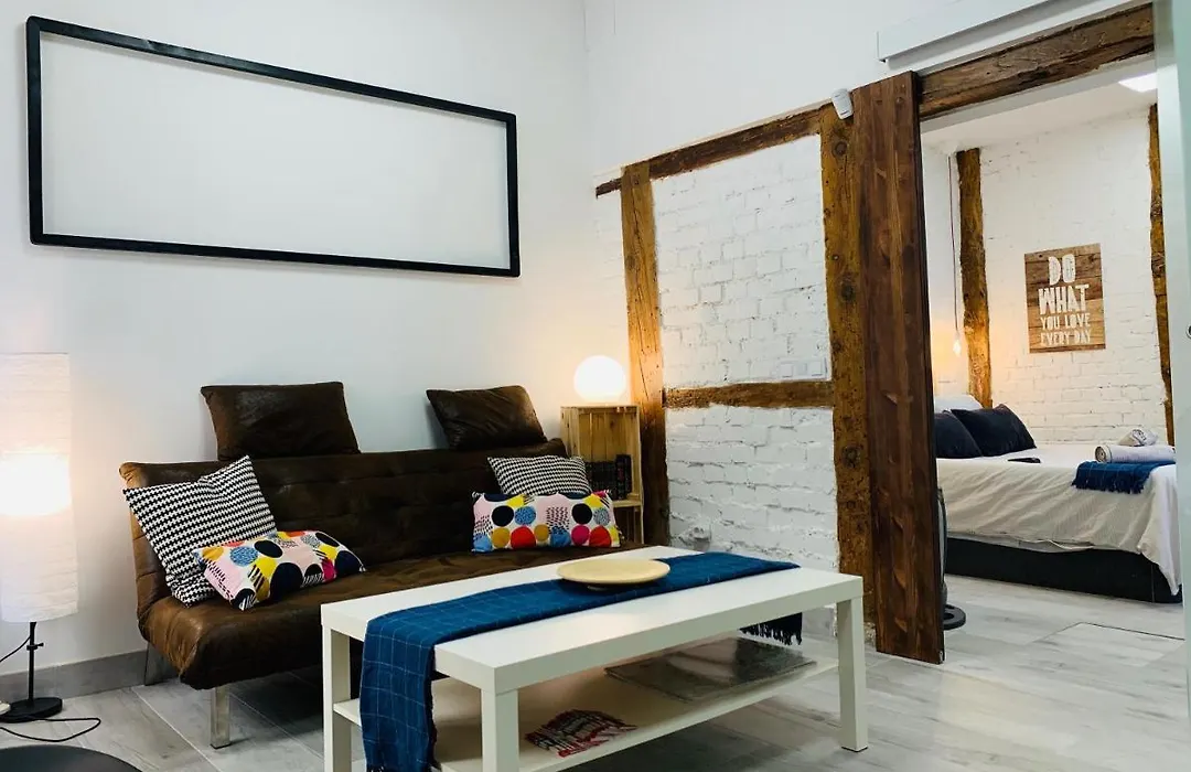 Apartamento con encanto en zona Tirso de Molina-Sol-1