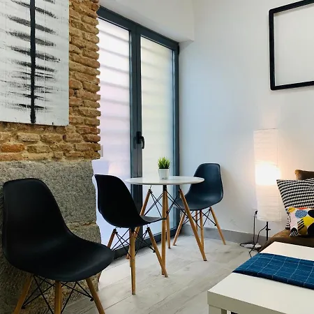 Apartamento con encanto en zona Tirso de Molina-Sol-3